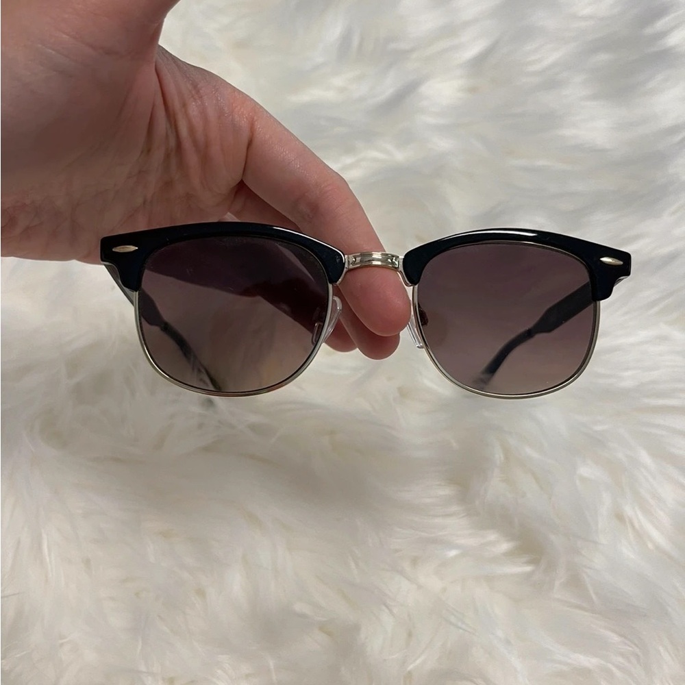 Stylish Black and Silver Sunglasses